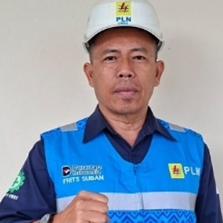 Manager PLN ULP Amurang Pelsus Gereja GMIM Kanaan Ranotana Weru (Alumni S1 Teologi)